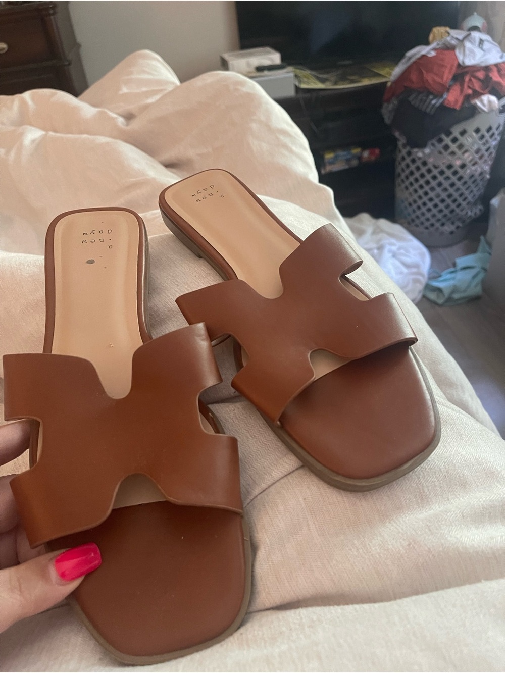 a new day Women's Tan Brown Cutout Slide Sandals